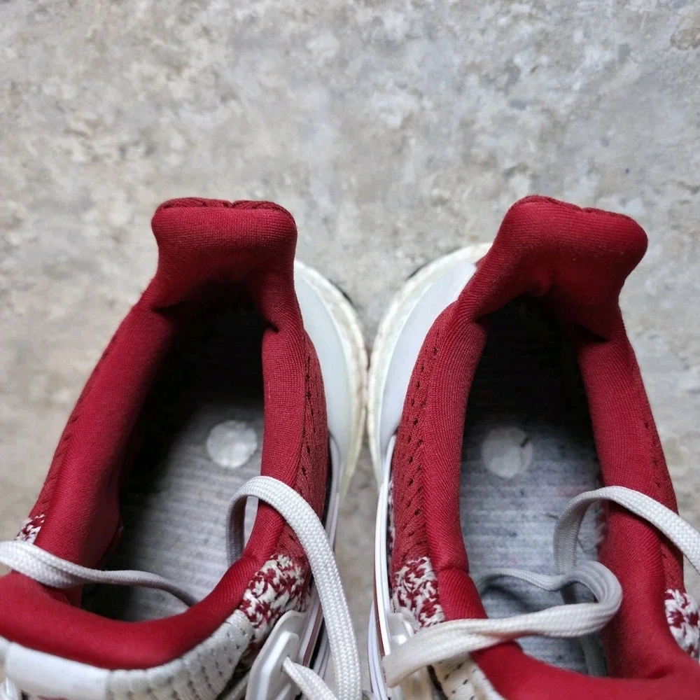 Size 8 NCAA x Adidas UltraBoost 1.0 Indiana Hoosiers Running Shoe * No Insoles *